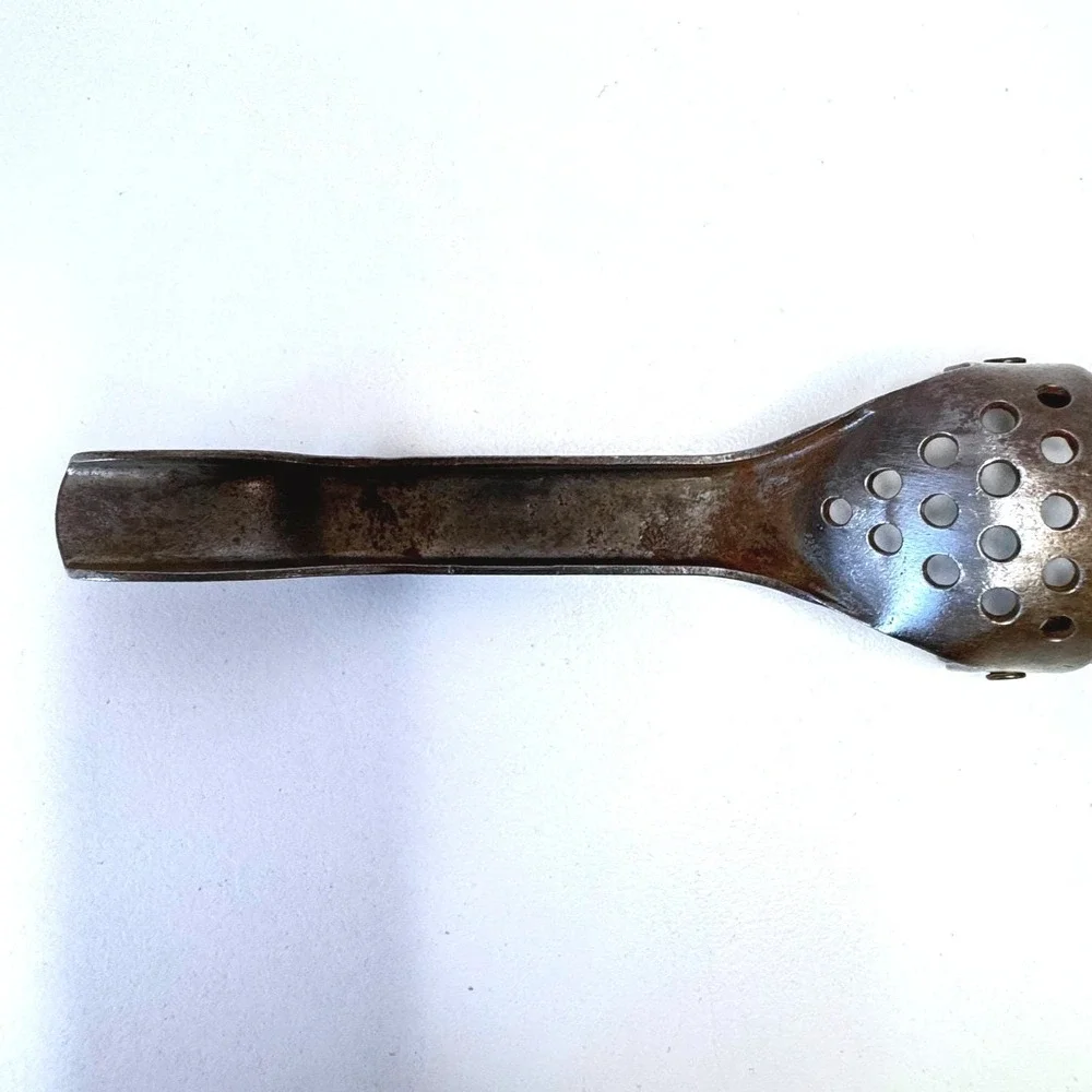 Vintage Antique Grapefruit Corer Kitchen Tool‎ Decor Metal Patina Rust